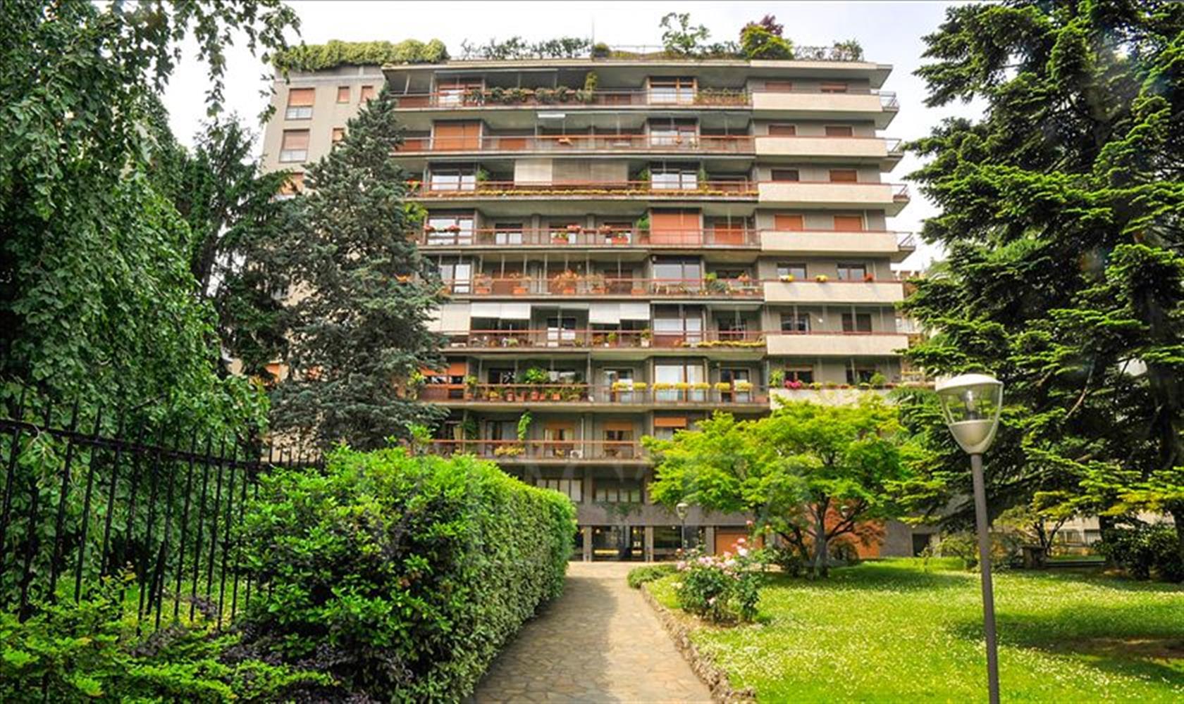Vendita Milano Cinque locali
