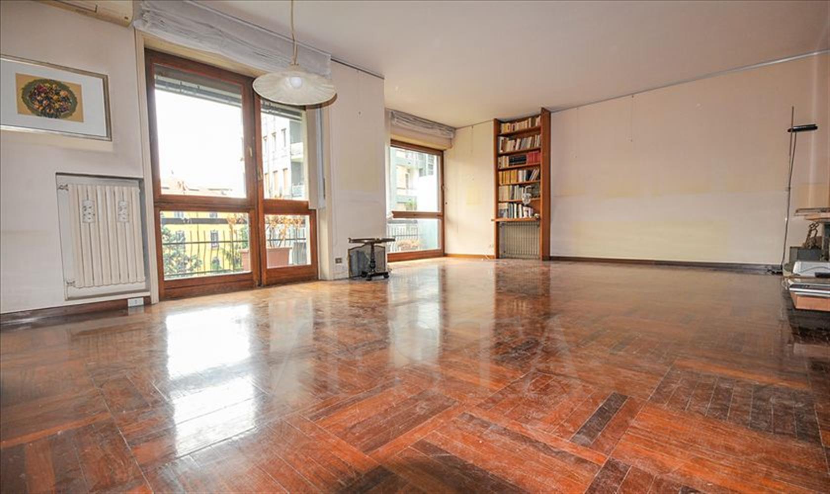 Vendita Milano Cinque locali