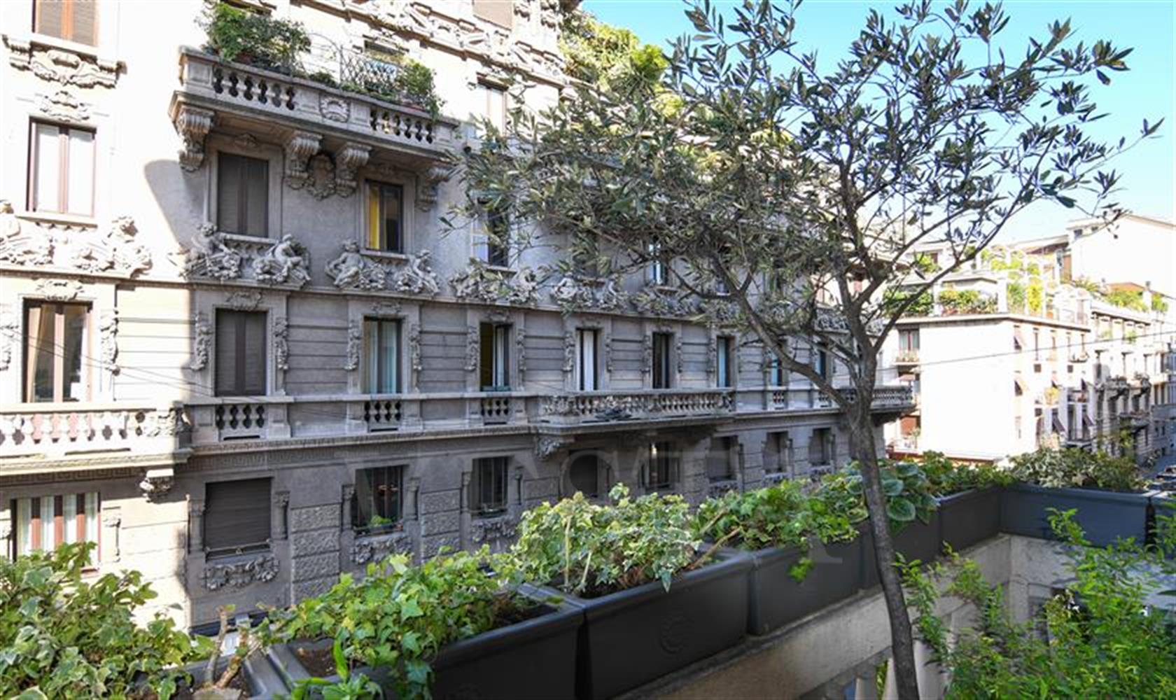 Vendita Milano Cinque locali