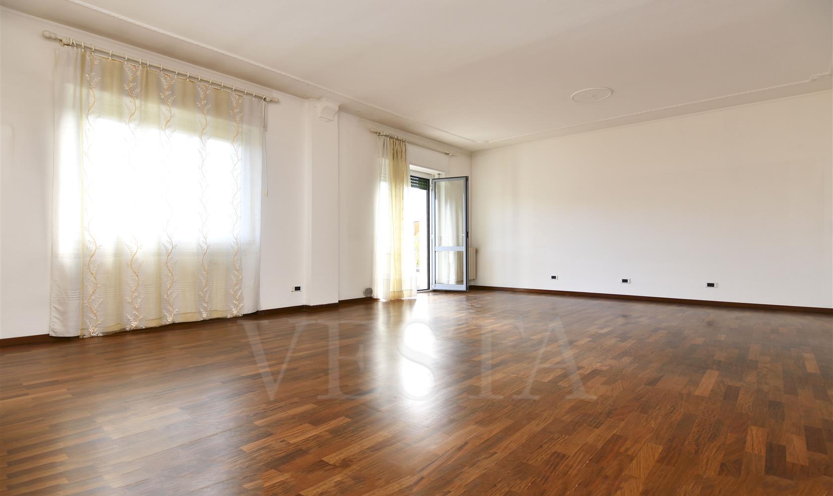 Vendita Milano Trilocale