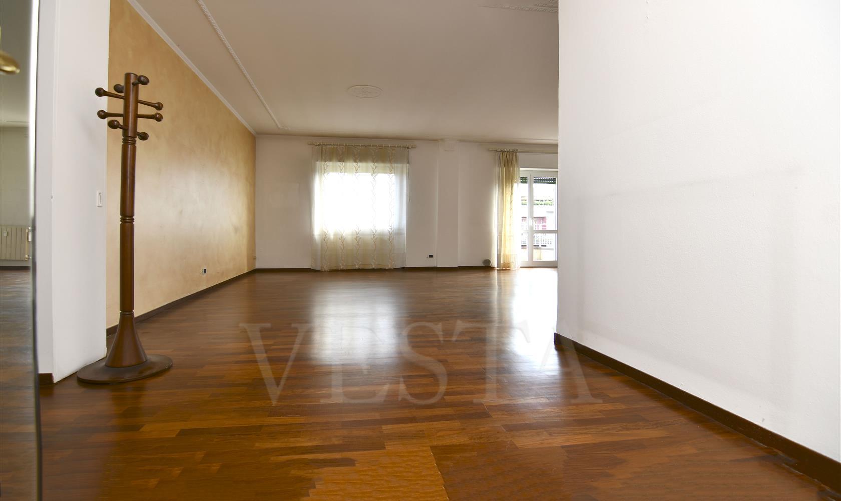 Vendita Milano Trilocale