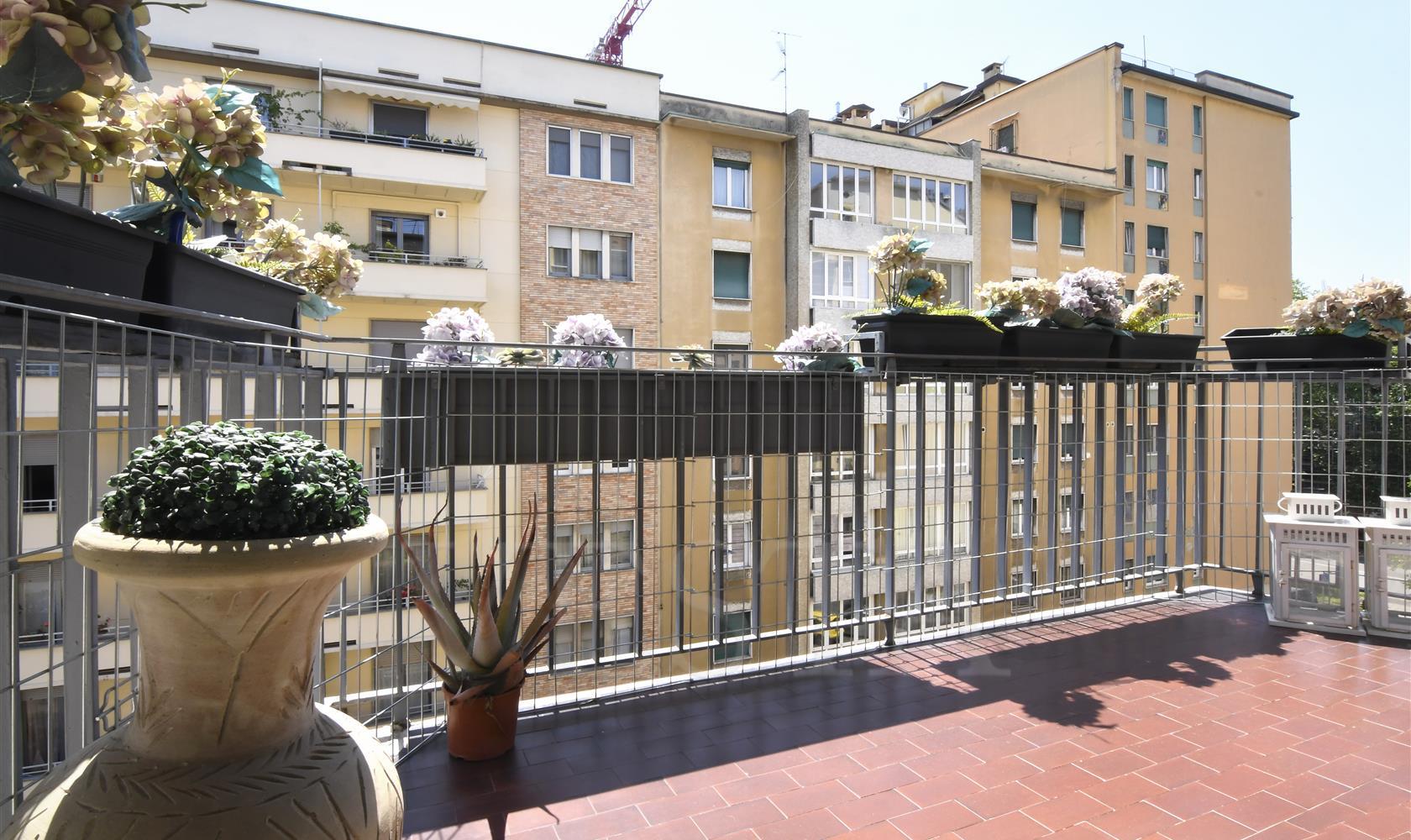 Vendita Milano Cinque locali