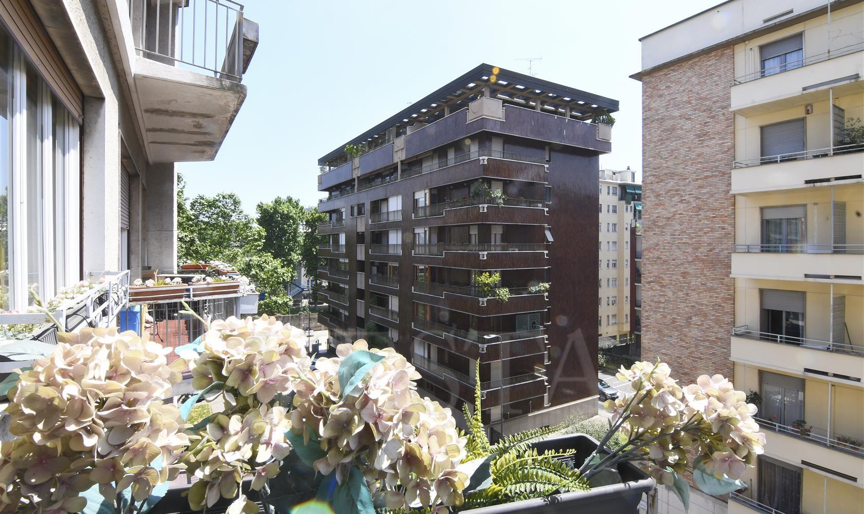 Vendita Milano Cinque locali