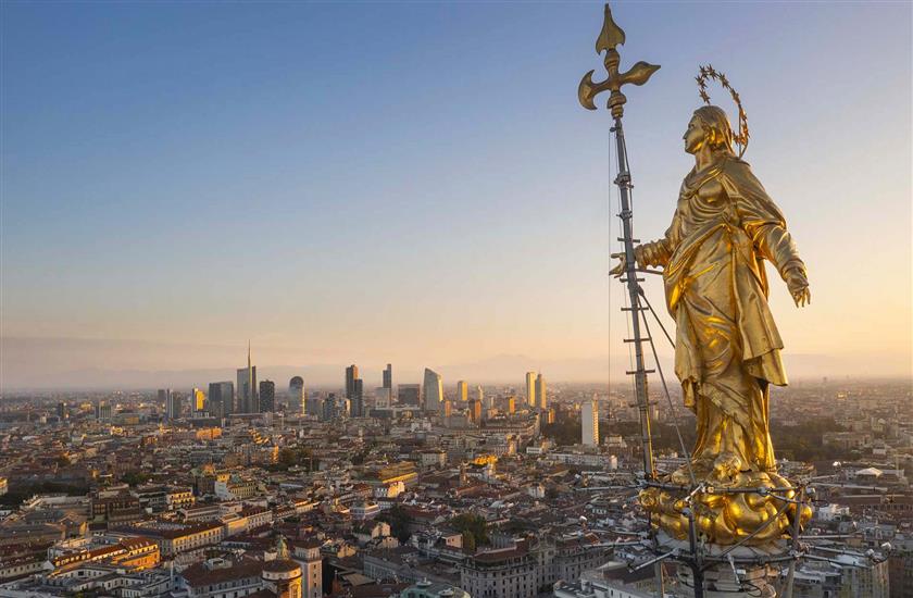 MILANO, CAPITALE DEL LUSSO: SEMPRE PIU' ATTRAENTE PER GLI INVESTITORI INTERNAZIONALI.